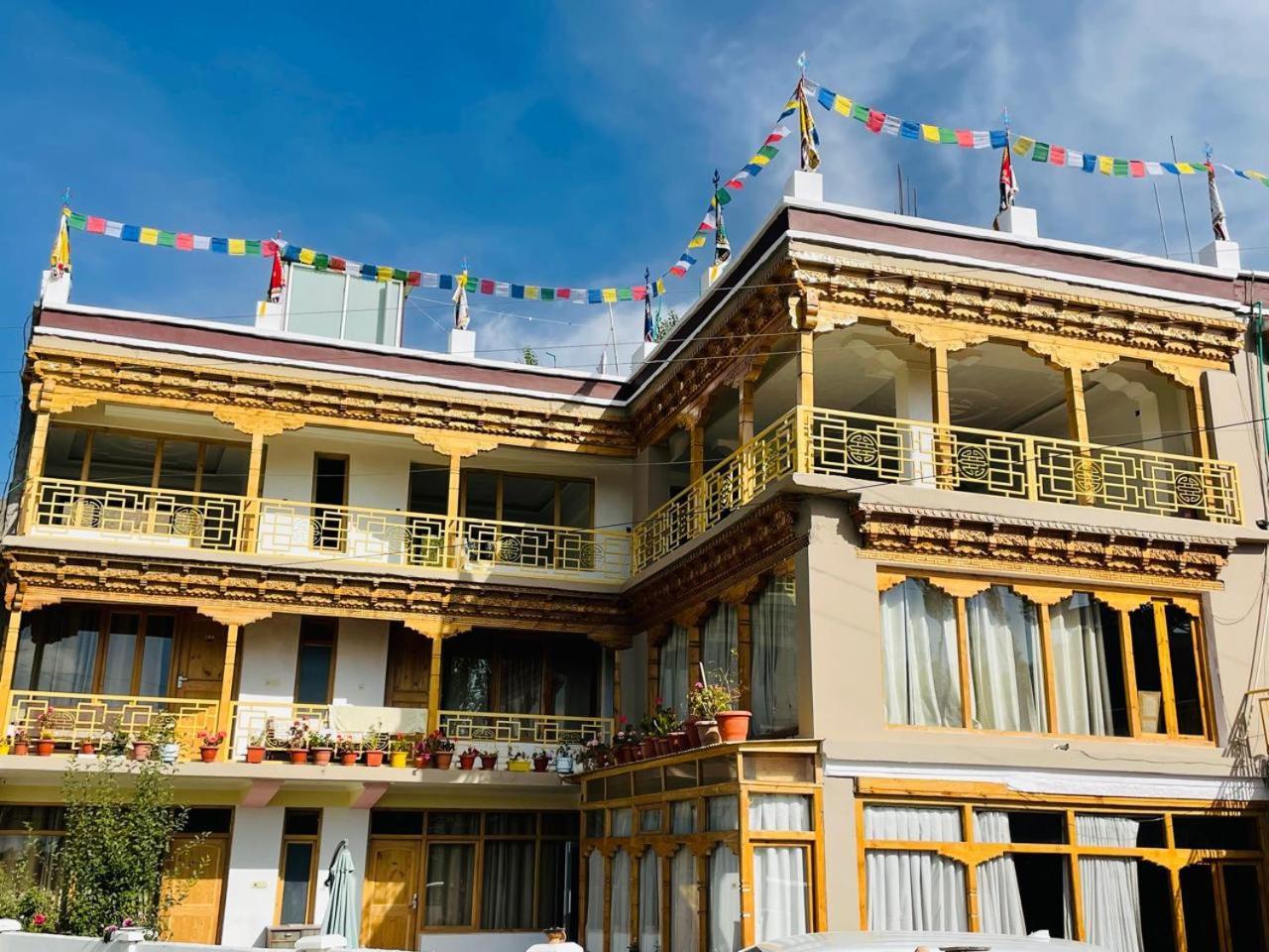 Laksdup Guest House Leh Exterior foto